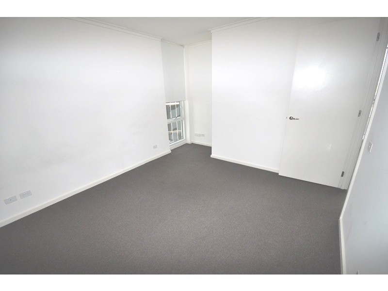 REF 20560/63 Whiteman Street, Southbank VIC 3006