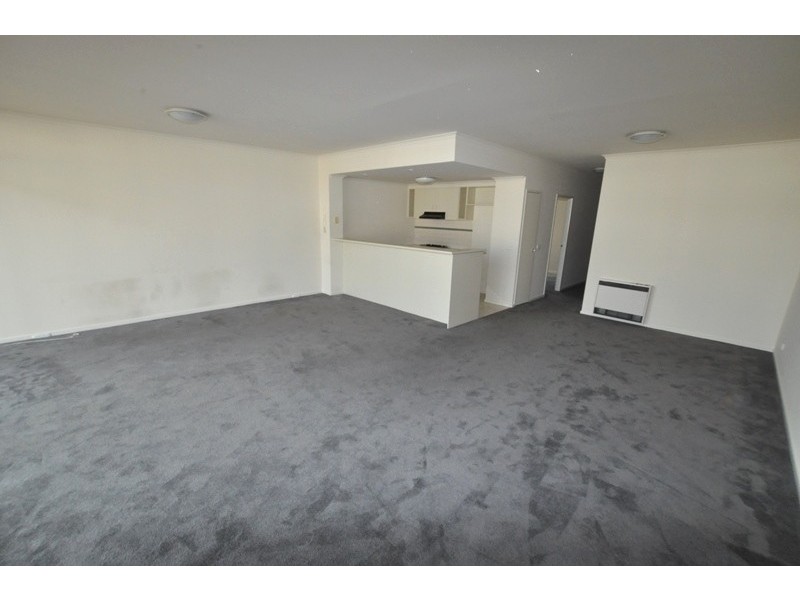 REF 20387/16 Courtney Street, North Melbourne VIC 3051