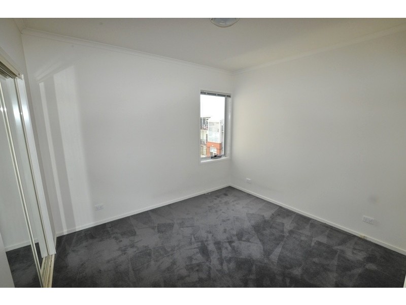 REF 20387/16 Courtney Street, North Melbourne VIC 3051