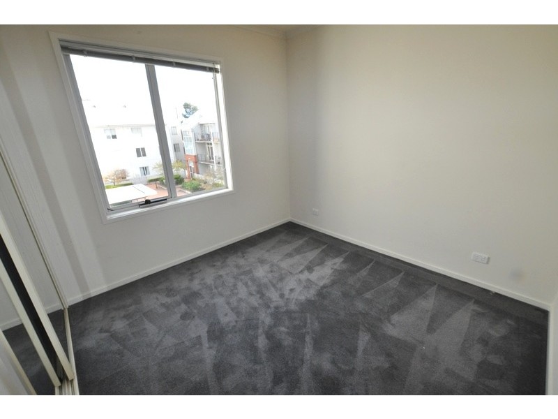 REF 20387/16 Courtney Street, North Melbourne VIC 3051