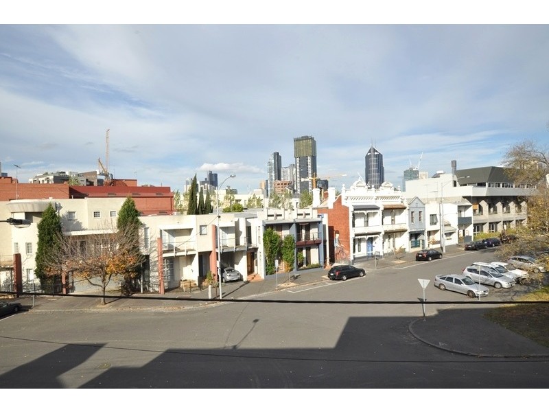 REF 20387/16 Courtney Street, North Melbourne VIC 3051