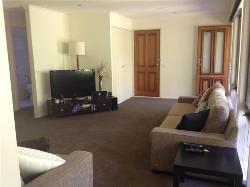 2/9 Fifth Street, Parkdale VIC 3195