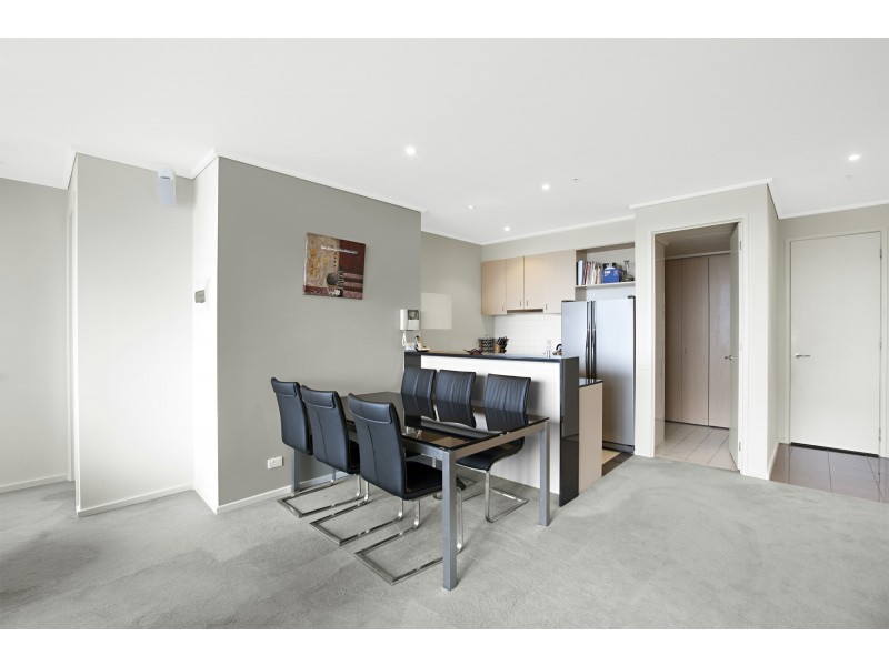 268/83 Whiteman Street, Southbank VIC 3006