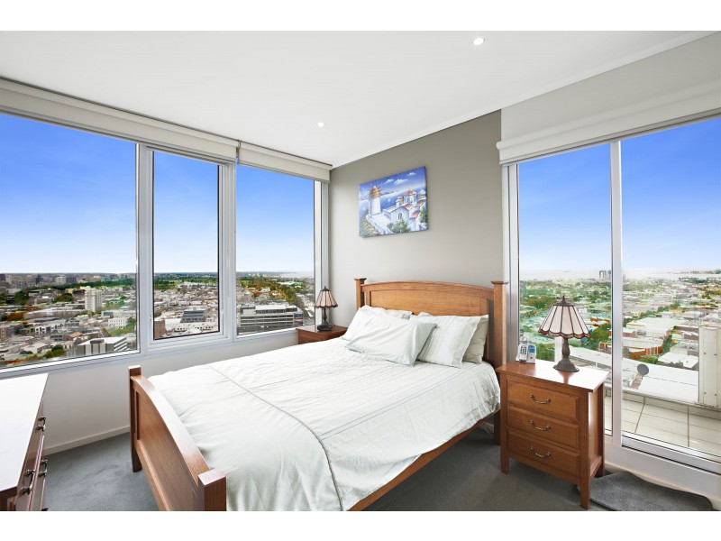 268/83 Whiteman Street, Southbank VIC 3006