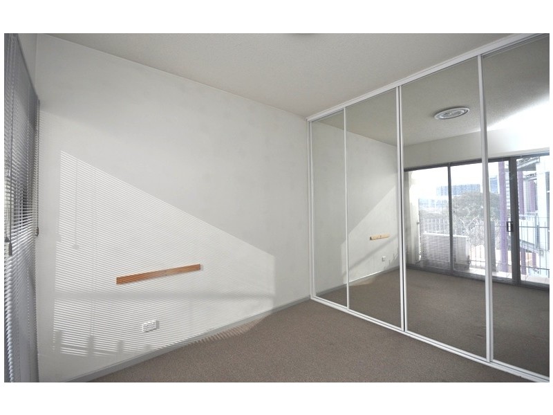 512/570 Swanston Street, Carlton VIC 3053