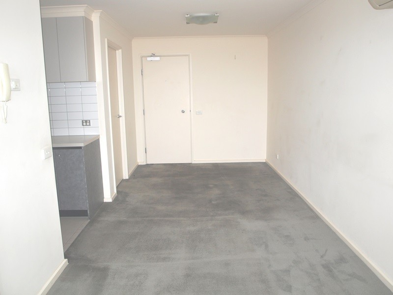 REF 20576/118 Dudley Street, West Melbourne VIC 3003