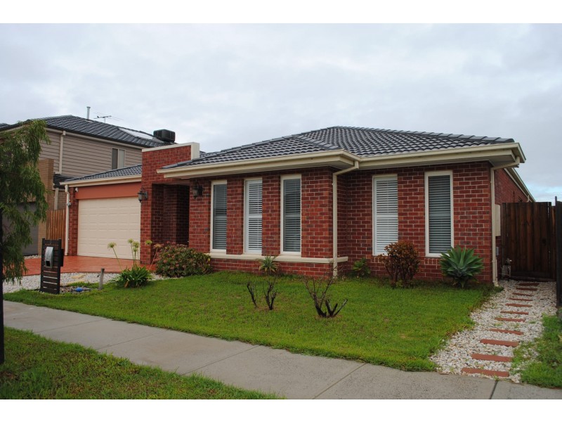 3 Millpond Drive, Point Cook VIC 3030