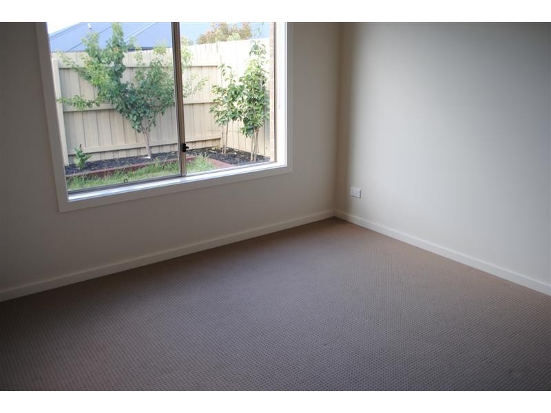 15 Spinifex Street, Point Cook VIC 3030