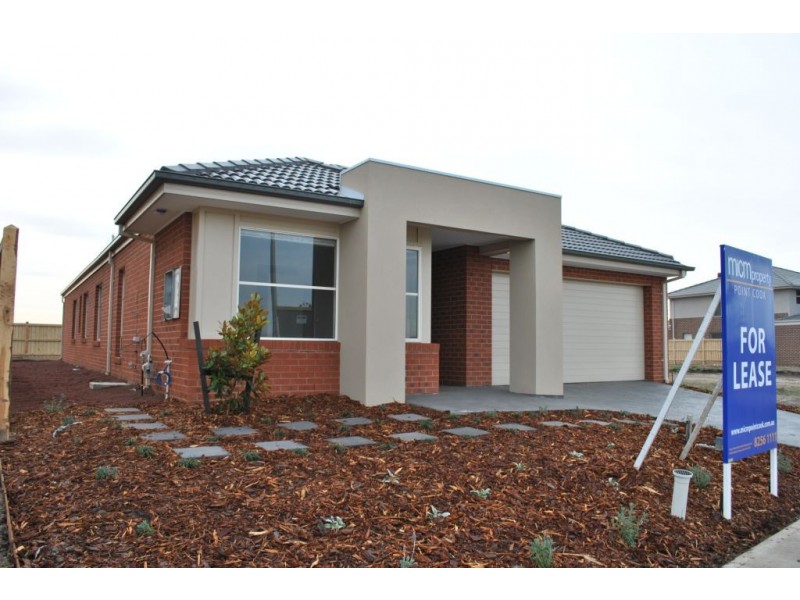 327 Saltwater Promenade, Point Cook VIC 3030