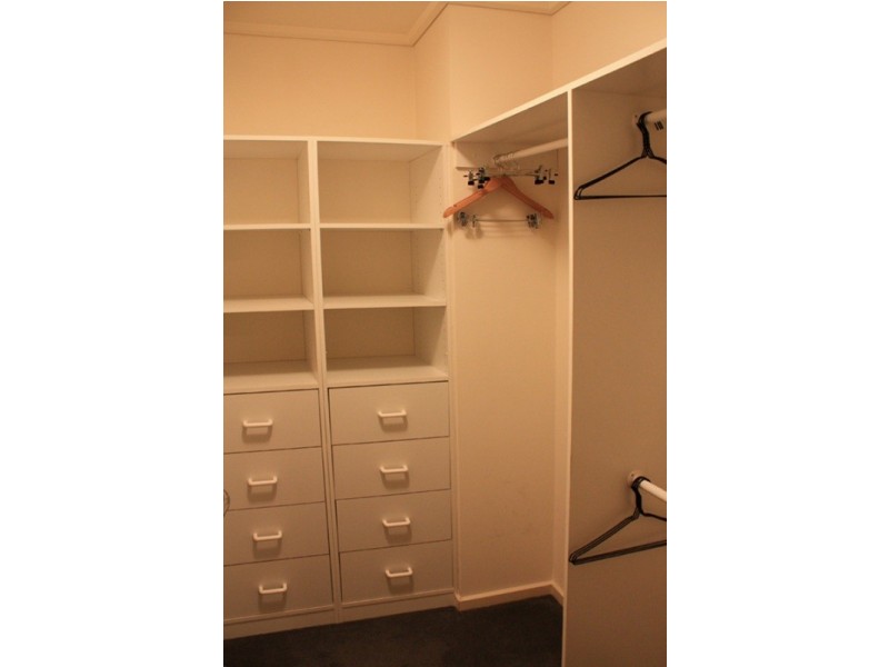 REF 20360/83 Whiteman Street, Southbank VIC 3006