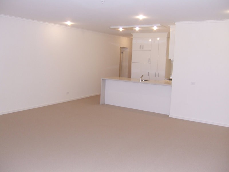 REF 20590/63 Whiteman Street, Southbank VIC 3006