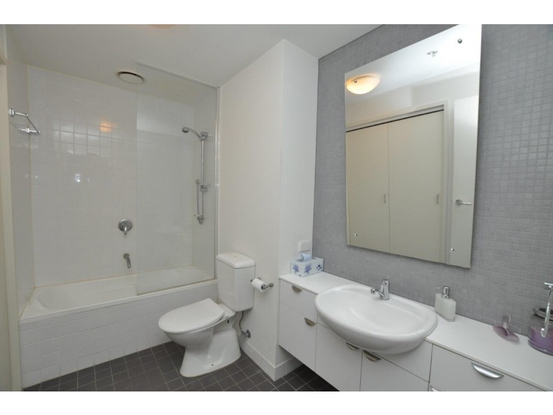 1401/610 St Kilda Road, Melbourne VIC 3004