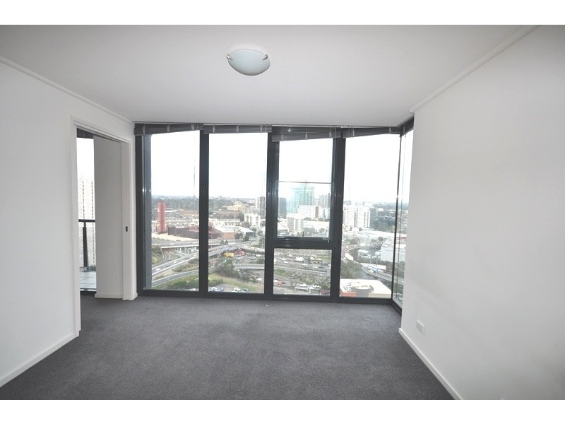 REF 20627/100 Kavanagh Street, Southbank VIC 3006