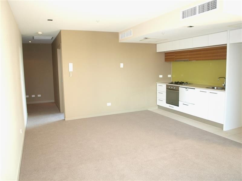 1513/100 Harbour Esplanade, Docklands VIC 3008