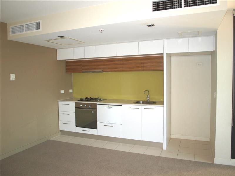 1513/100 Harbour Esplanade, Docklands VIC 3008