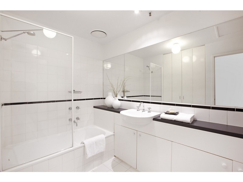 47/1 Riverside Quay, Southbank VIC 3006