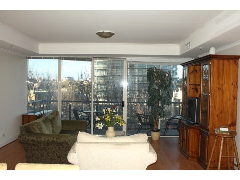 REF 20636/632 St Kilda Road, Melbourne VIC 3000