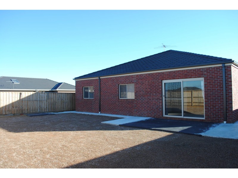 8 Ironwood Drive, Point Cook VIC 3030