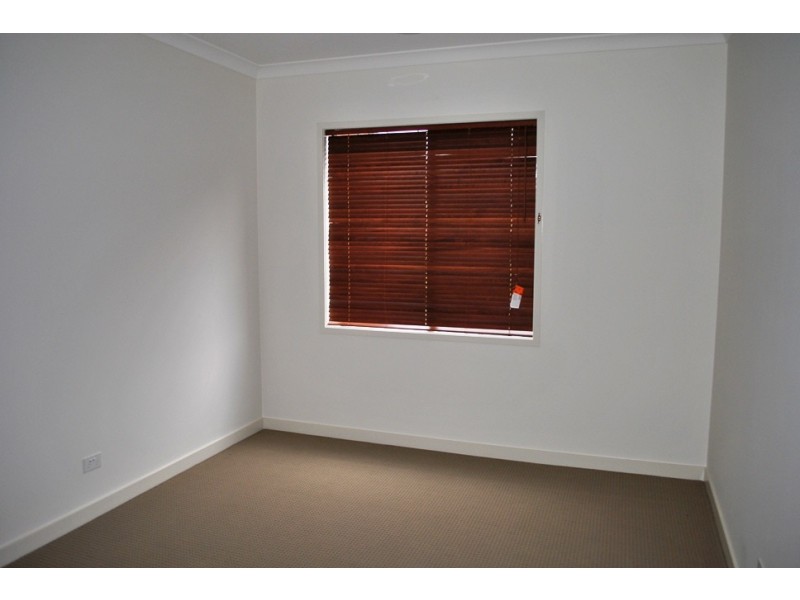 50 Alamanda Boulevard, Point Cook VIC 3030
