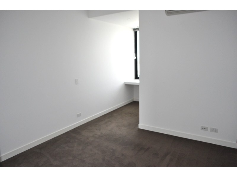 2107/22 Dorcas Street, South Melbourne VIC 3205