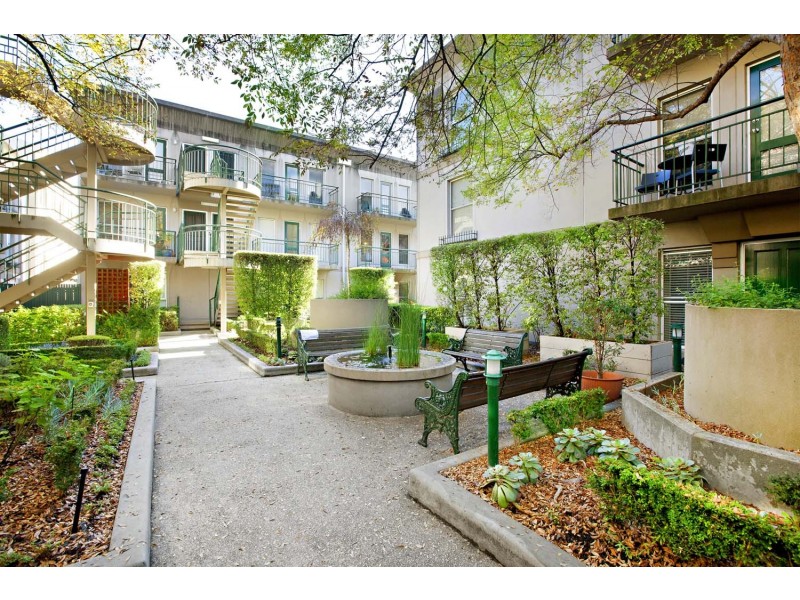 1/75 Drummond Street, Carlton VIC 3053