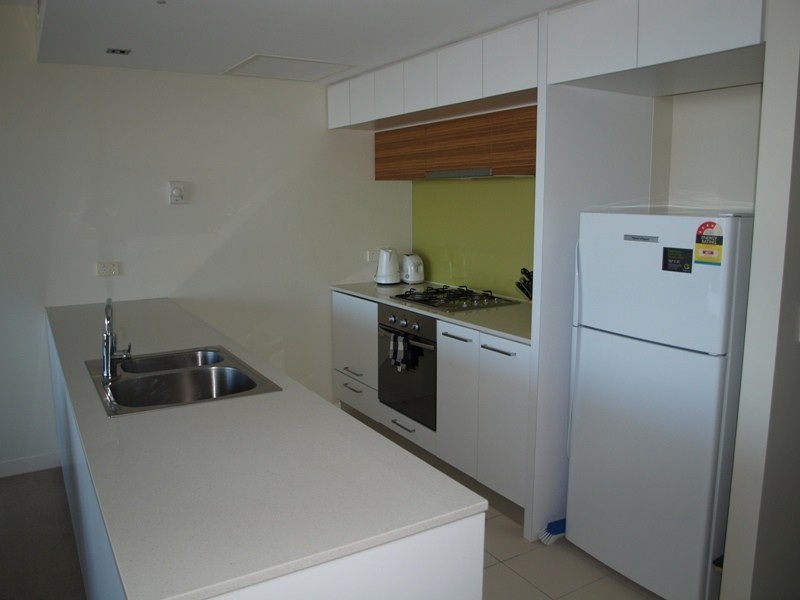 2508A/100 Harbour Esplanade, Docklands VIC 3008