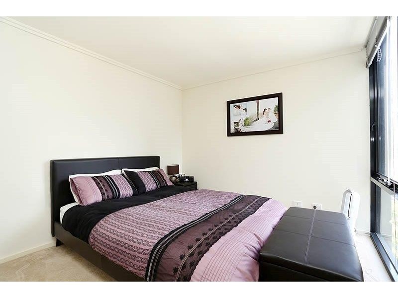 REF 20651/22 Kavanagh Street, Southbank VIC 3006