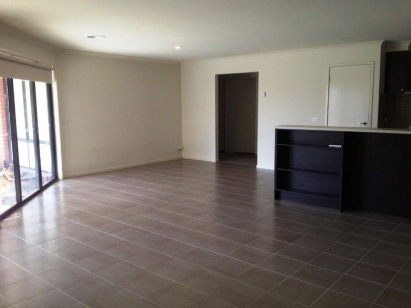 105 Alamanda Boulevard, Point Cook VIC 3030