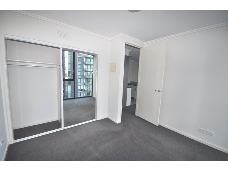REF 20658/88 Kavanagh Street, Southbank VIC 3006
