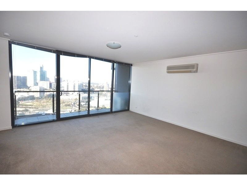 REF 20659/100 Kavanagh Street, Southbank VIC 3006
