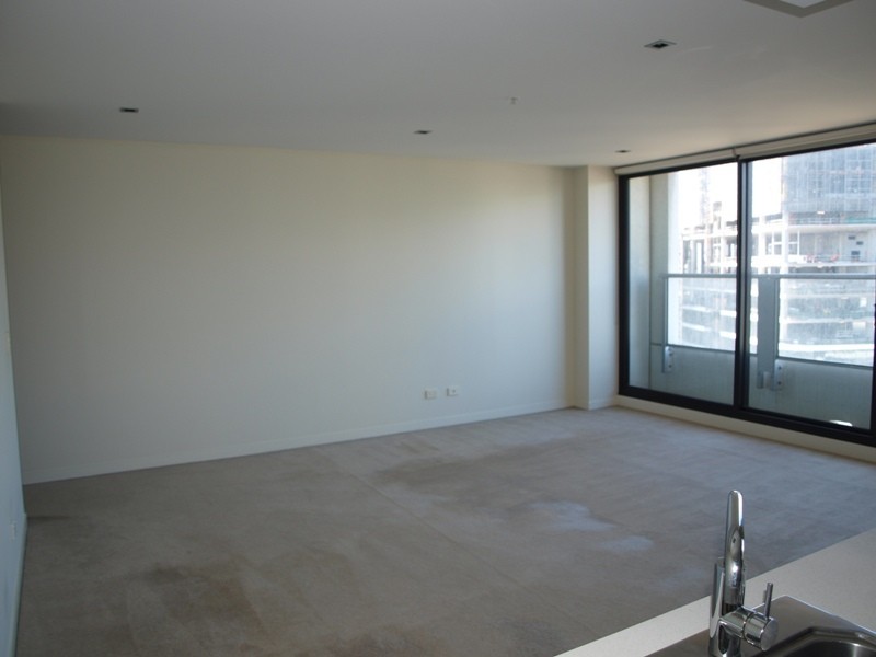 1806/100 Harbour Esplanade, Docklands VIC 3008