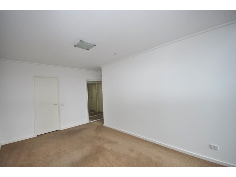 REF 20662/173 City Road, Southbank VIC 3006