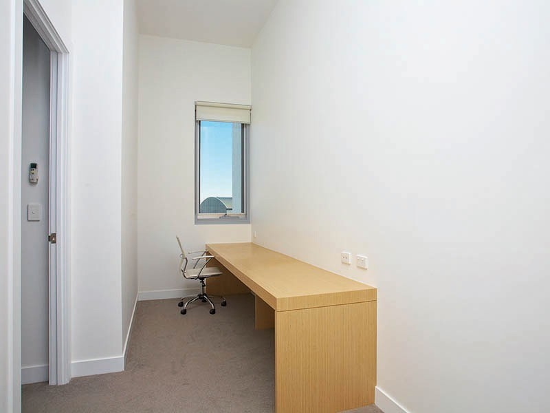 249/9 Wharf Street, Docklands VIC 3008