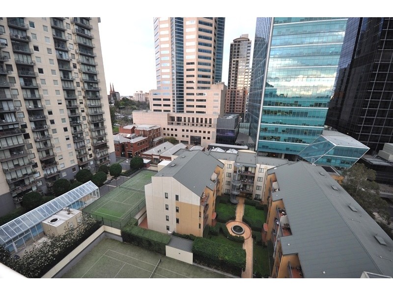 REF 20674/33 La Trobe Street, Melbourne VIC 3000