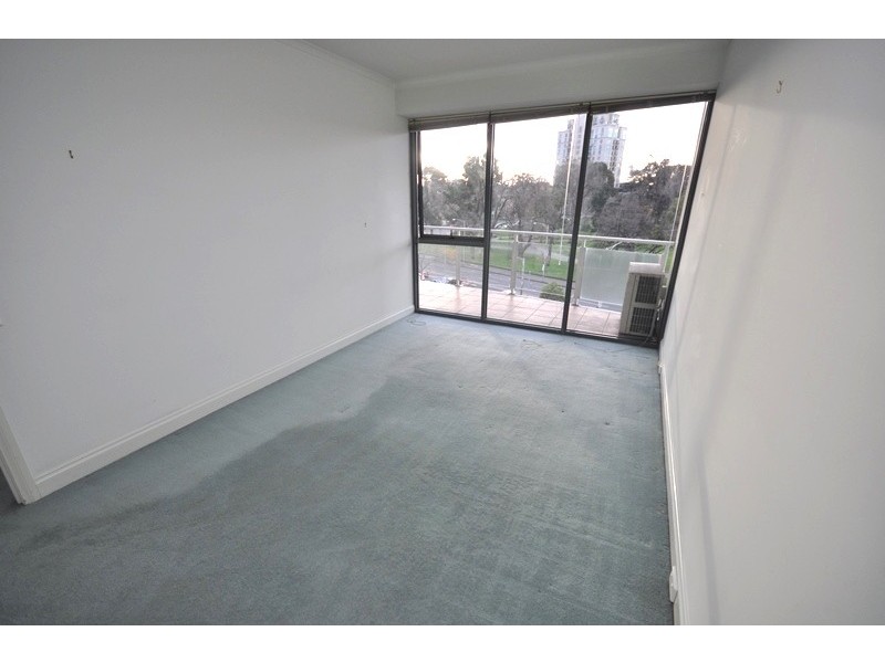 REF 20677/33 Latrobe Street, Melbourne VIC 3000