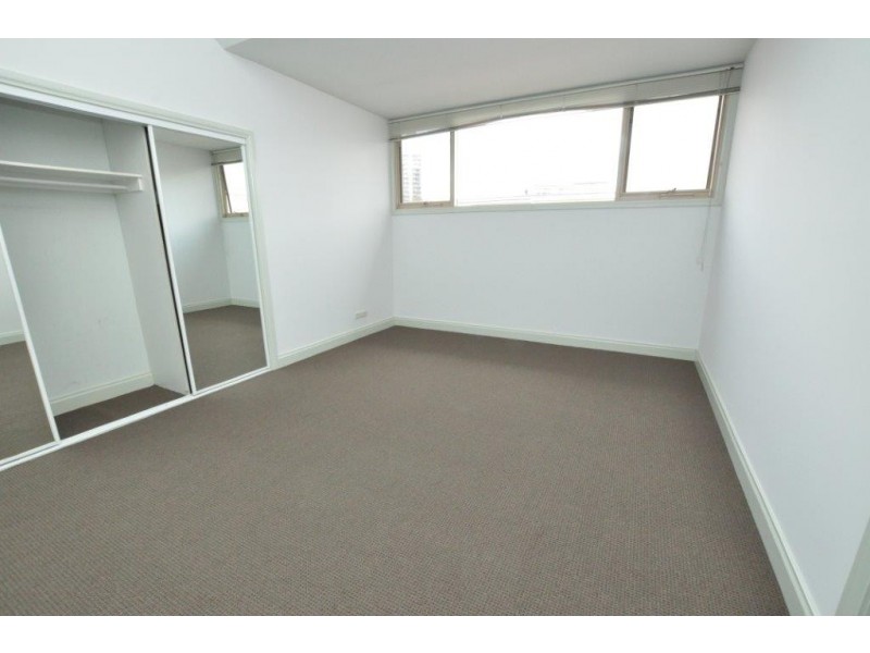 REF 20679/38 Wells Street, Southbank VIC 3006