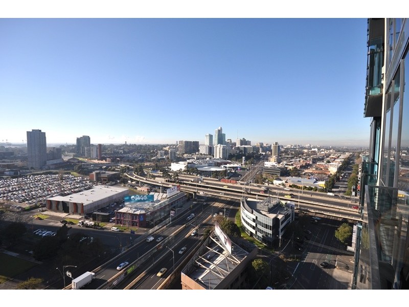 REF 23071/241 City Road, Southbank VIC 3006