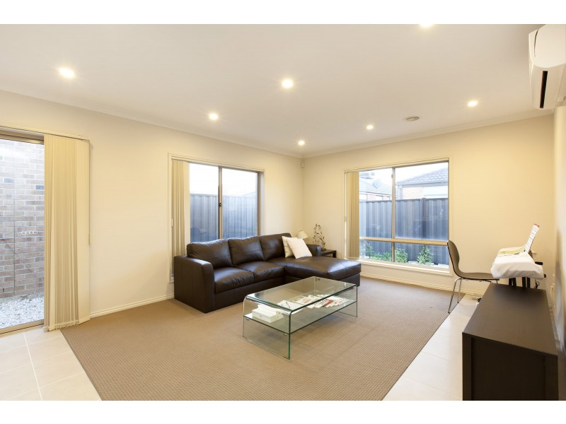 15 Palace Road, Point Cook VIC 3030