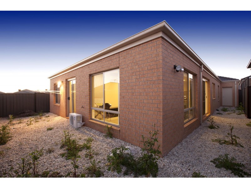 15 Palace Road, Point Cook VIC 3030