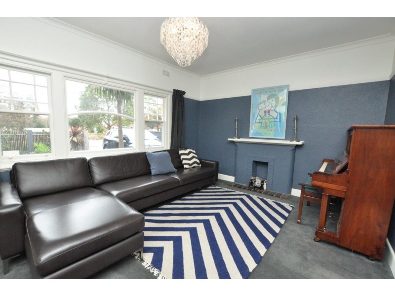 371 Howe Parade, Port Melbourne VIC 3207