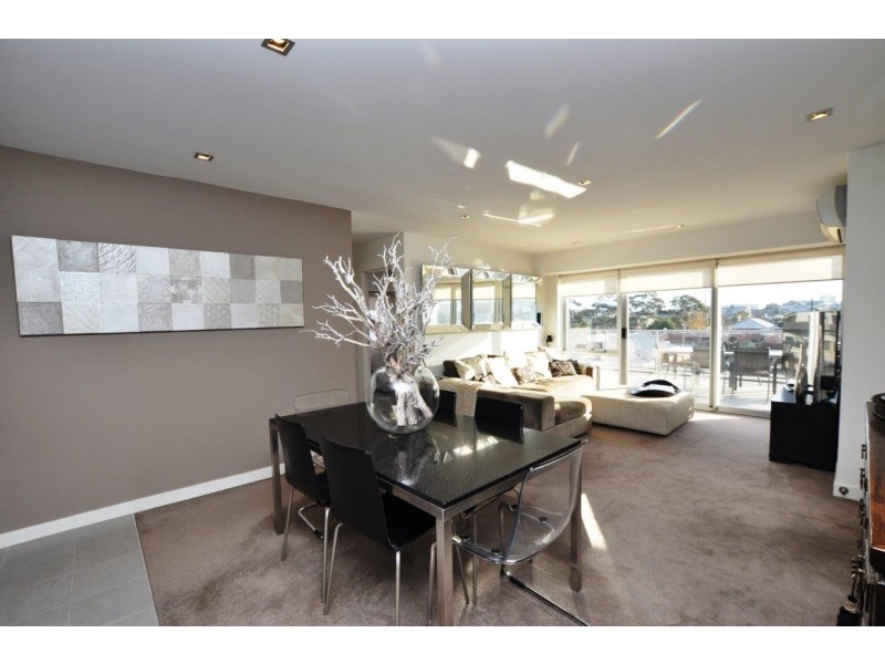 213/135 Inkerman Street, St Kilda VIC 3182