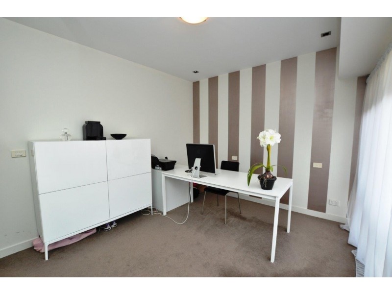 213/135 Inkerman Street, St Kilda VIC 3182