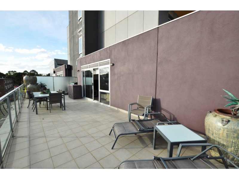 213/135 Inkerman Street, St Kilda VIC 3182