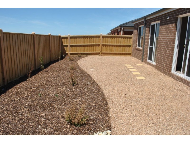 31 Waves Drive, Point Cook VIC 3030