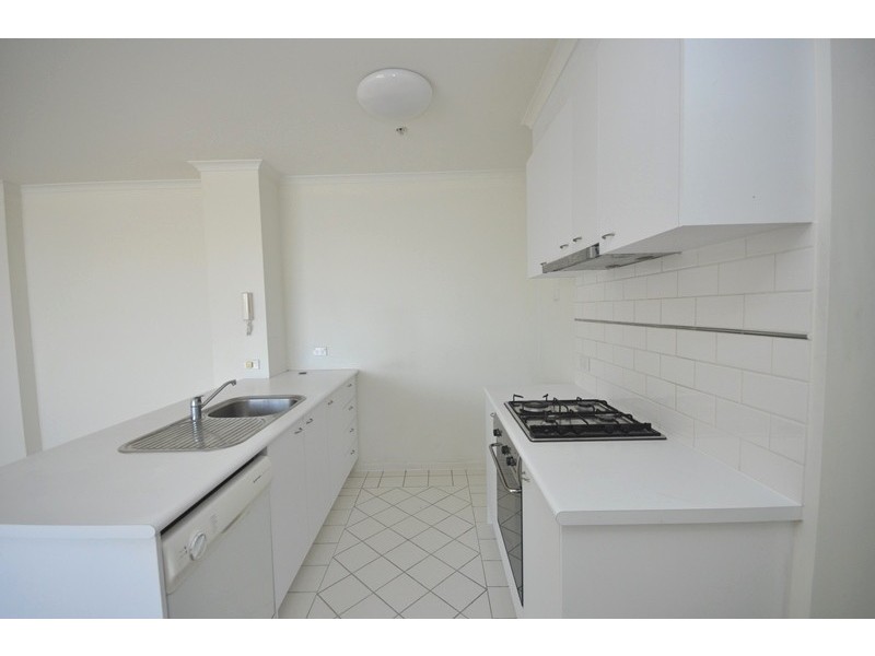 REF 20702/79 Whiteman Street, Southbank VIC 3006