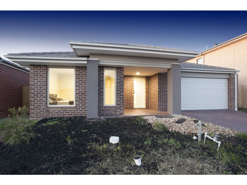 15 Manna Way, Point Cook VIC 3030