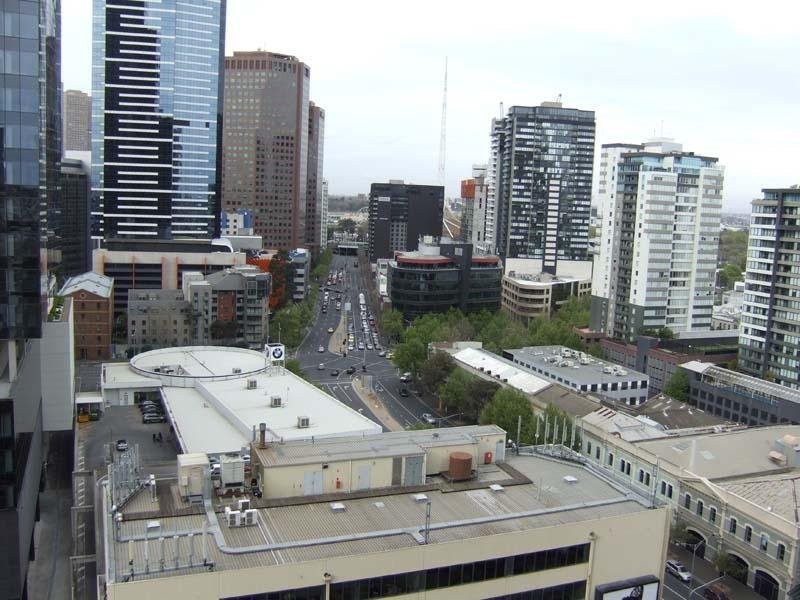 REF 20712/180 City Road, Southbank VIC 3006