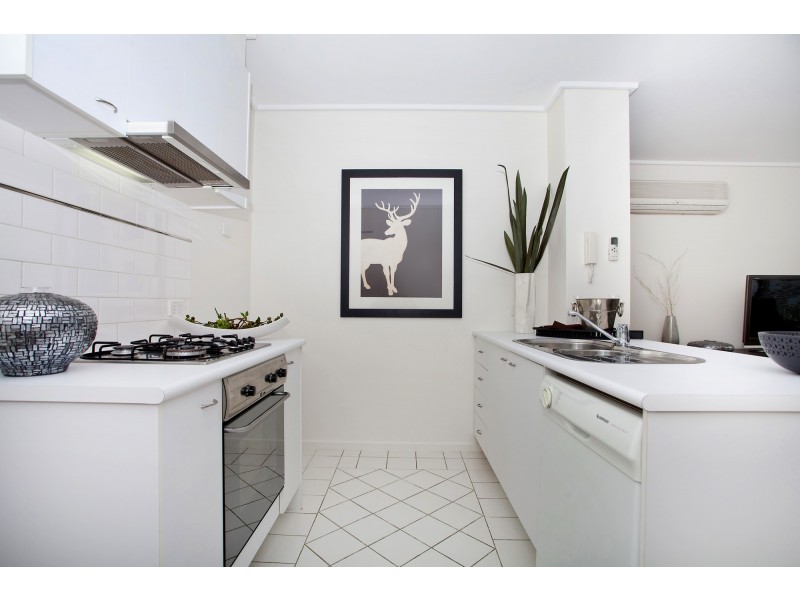 412/28 Bank Street, South Melbourne VIC 3205