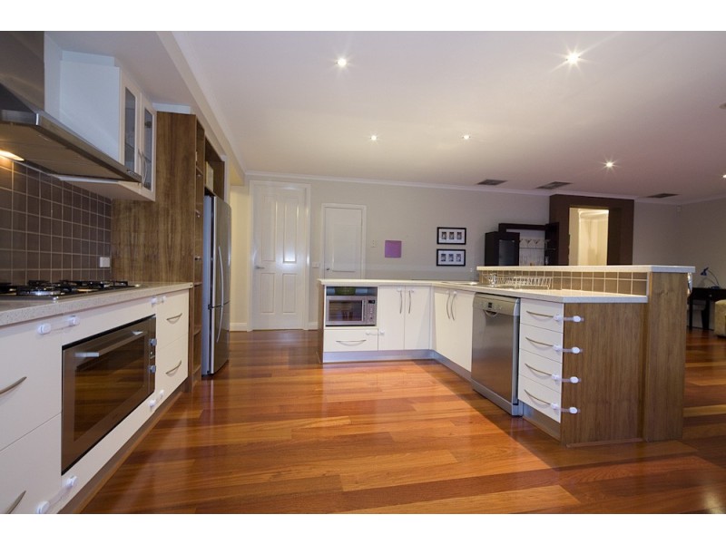 29 Drysdale Crescent, Point Cook VIC 3030