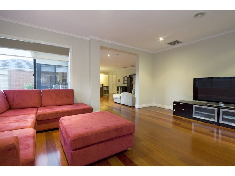 29 Drysdale Crescent, Point Cook VIC 3030